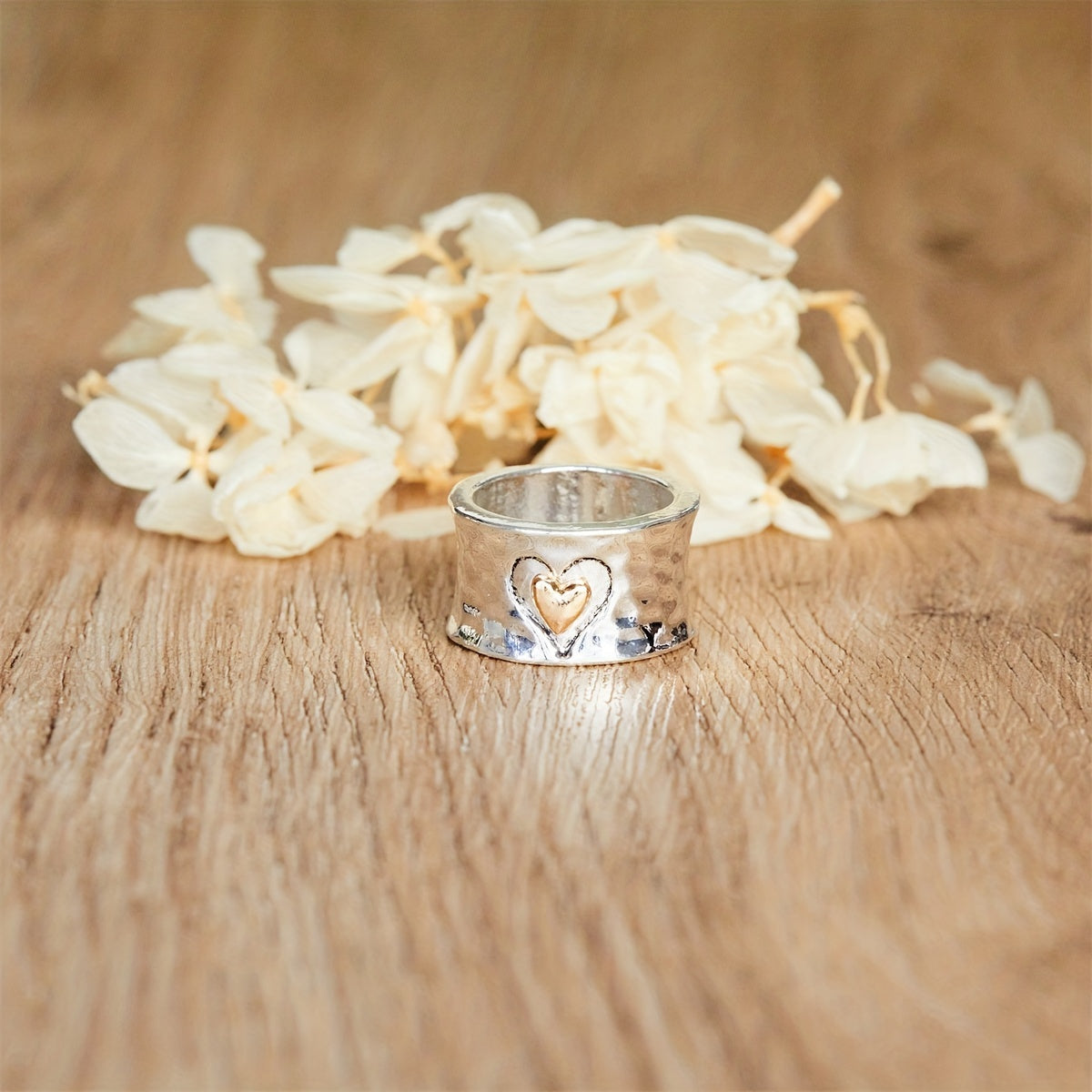 [Multi Sizes Vintage Band Ring] Vintage Band Ring Cute Heart Design Multi Sizes To Choose Match Daily Outfits Special Ring For Special You Dupes Luxury Jewelry