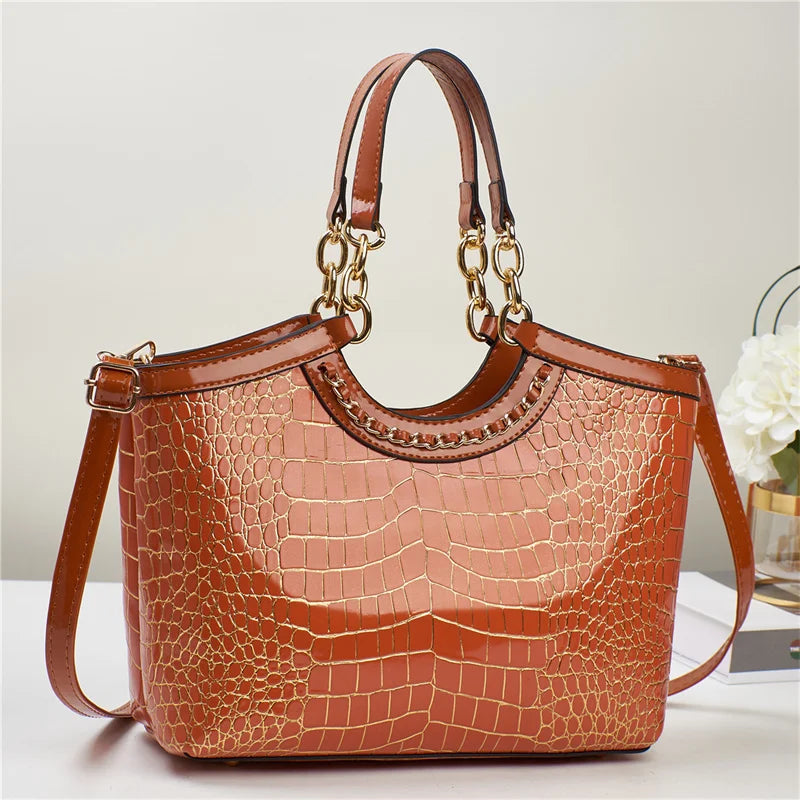 Versatile Fashionable Casual Retro New Minimalist Elegant and Elegant Large Capacity Women's Shoulder Bag
