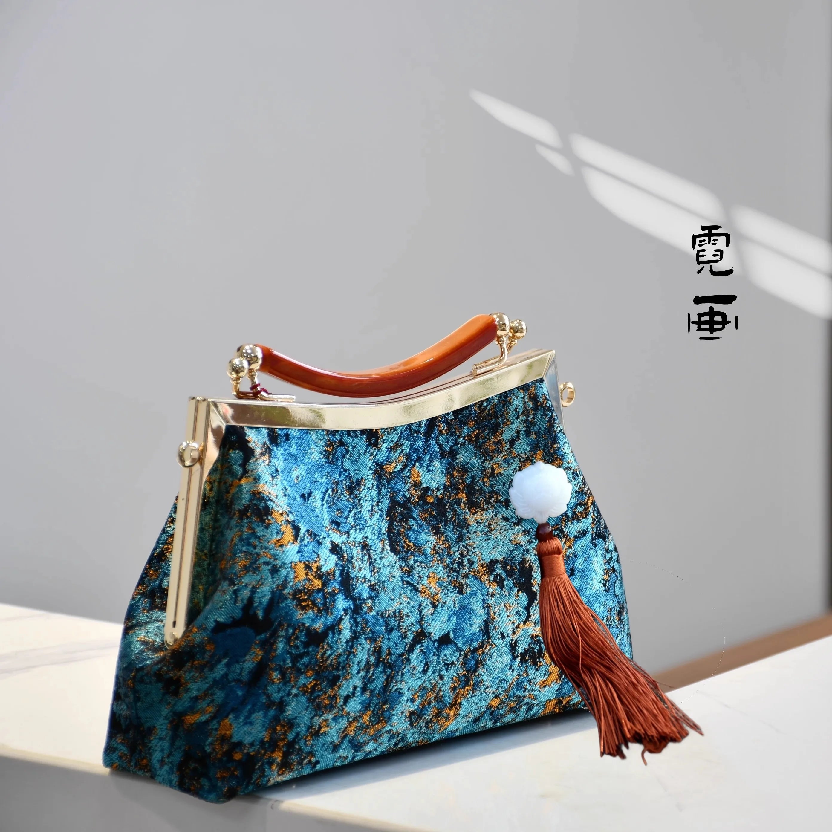 Classic Chocolate Top Handle Europe America Bag Chinese Bags Fringe Tassel Style Vintage Women Bag Chain Strap Women's Handbags