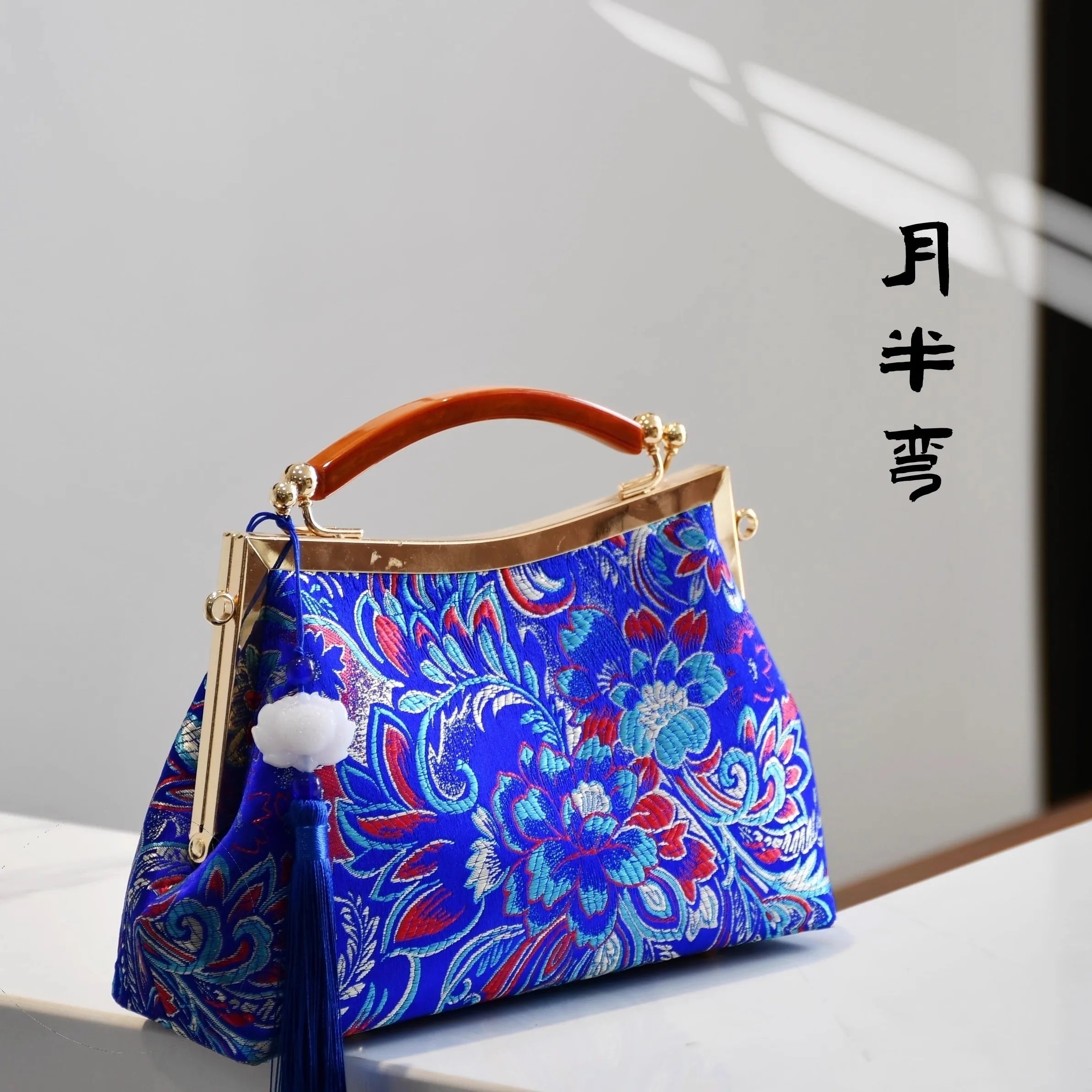 Classic Chocolate Top Handle Europe America Bag Chinese Bags Fringe Tassel Style Vintage Women Bag Chain Strap Women's Handbags