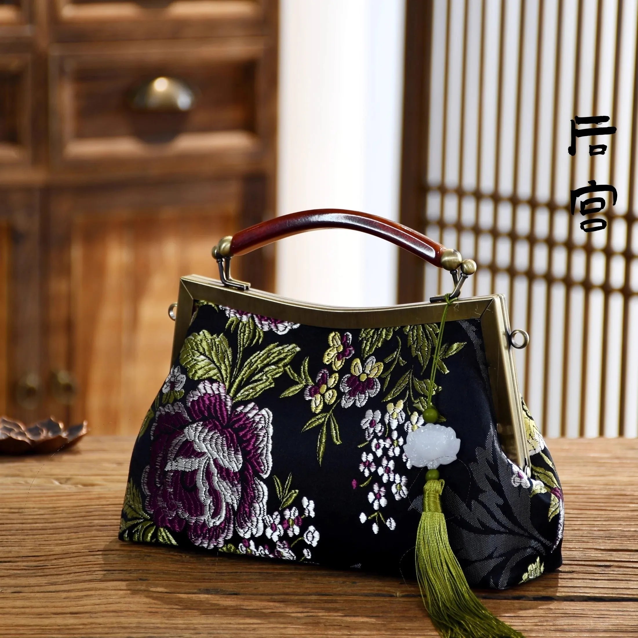 Classic Chocolate Top Handle Europe America Bag Chinese Bags Fringe Tassel Style Vintage Women Bag Chain Strap Women's Handbags