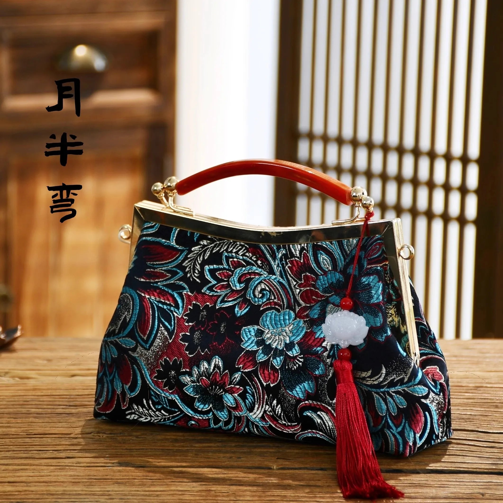 Classic Chocolate Top Handle Europe America Bag Chinese Bags Fringe Tassel Style Vintage Women Bag Chain Strap Women's Handbags
