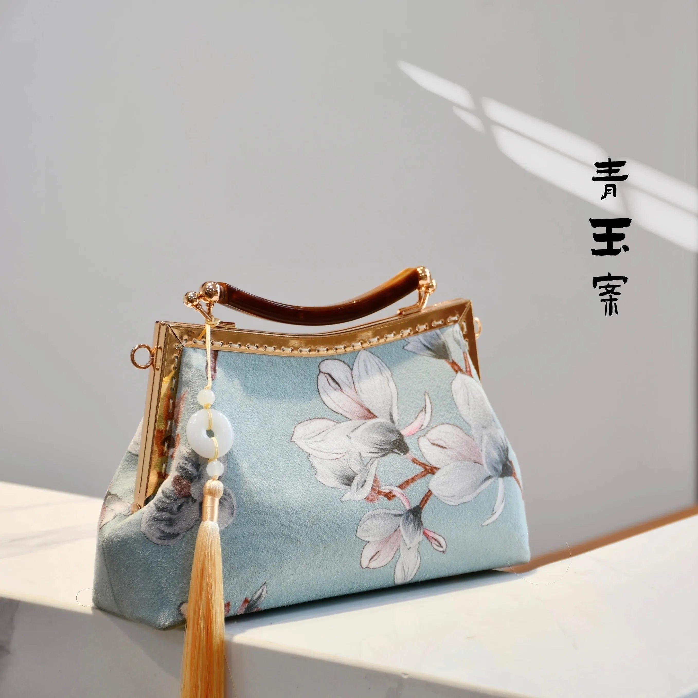 Classic Chocolate Top Handle Europe America Bag Chinese Bags Fringe Tassel Style Vintage Women Bag Chain Strap Women's Handbags