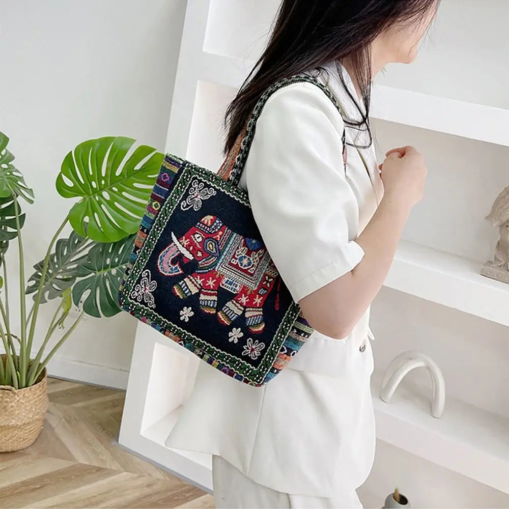 1Pcs Animal Ethnic Style Handbag Trendy Embroidery Elephant Peacock Handbag Rabbit Canvas Tote Bag Storage Bag