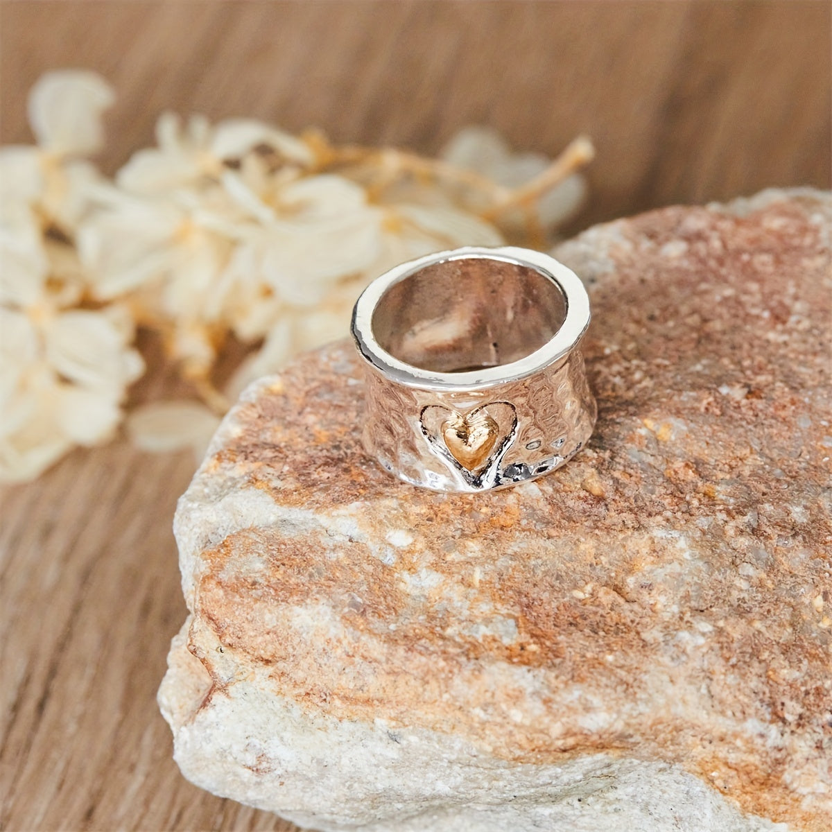 [Multi Sizes Vintage Band Ring] Vintage Band Ring Cute Heart Design Multi Sizes To Choose Match Daily Outfits Special Ring For Special You Dupes Luxury Jewelry